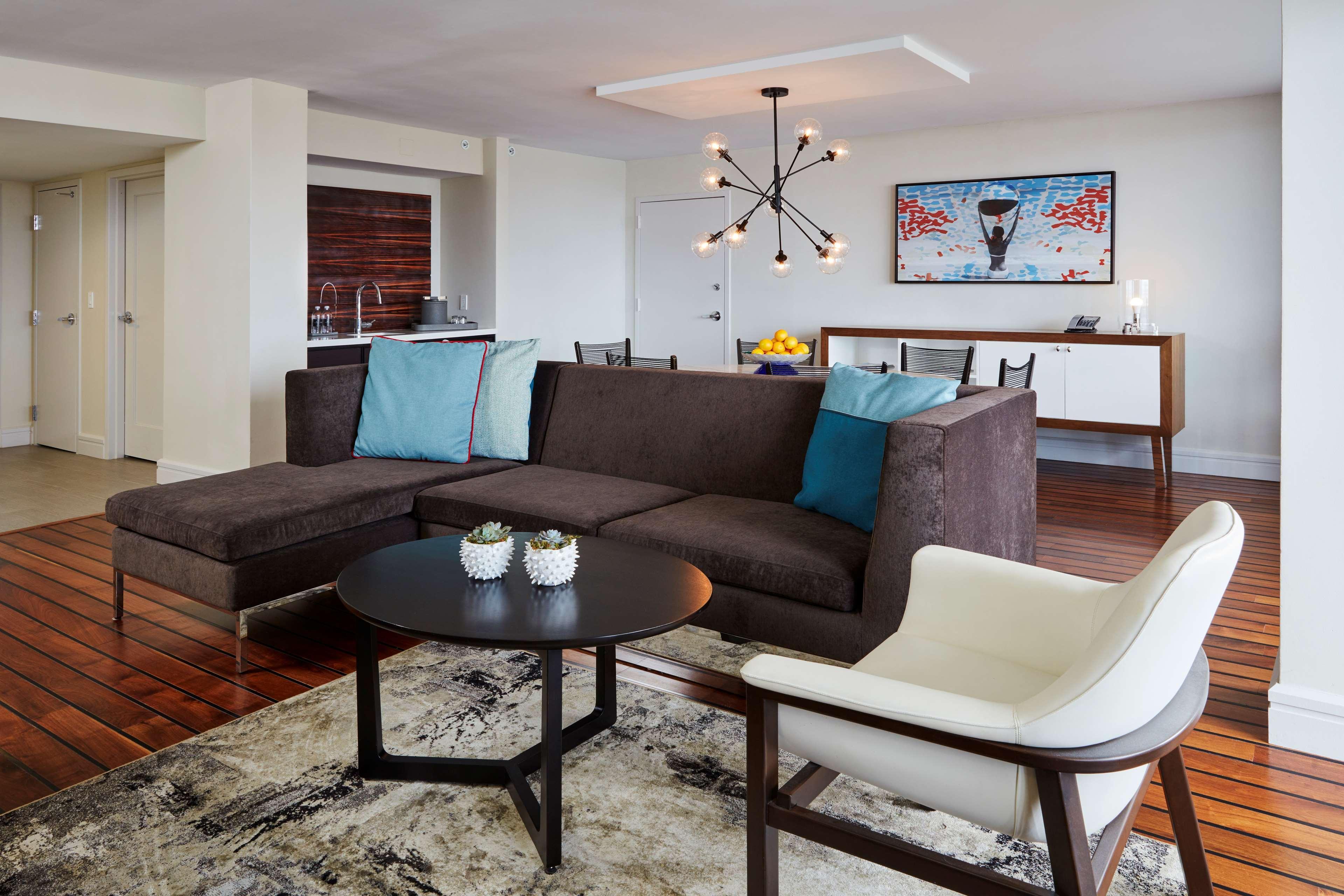 Waterstone Resort & Marina Boca Raton, Curio Collection By Hilton Exterior photo