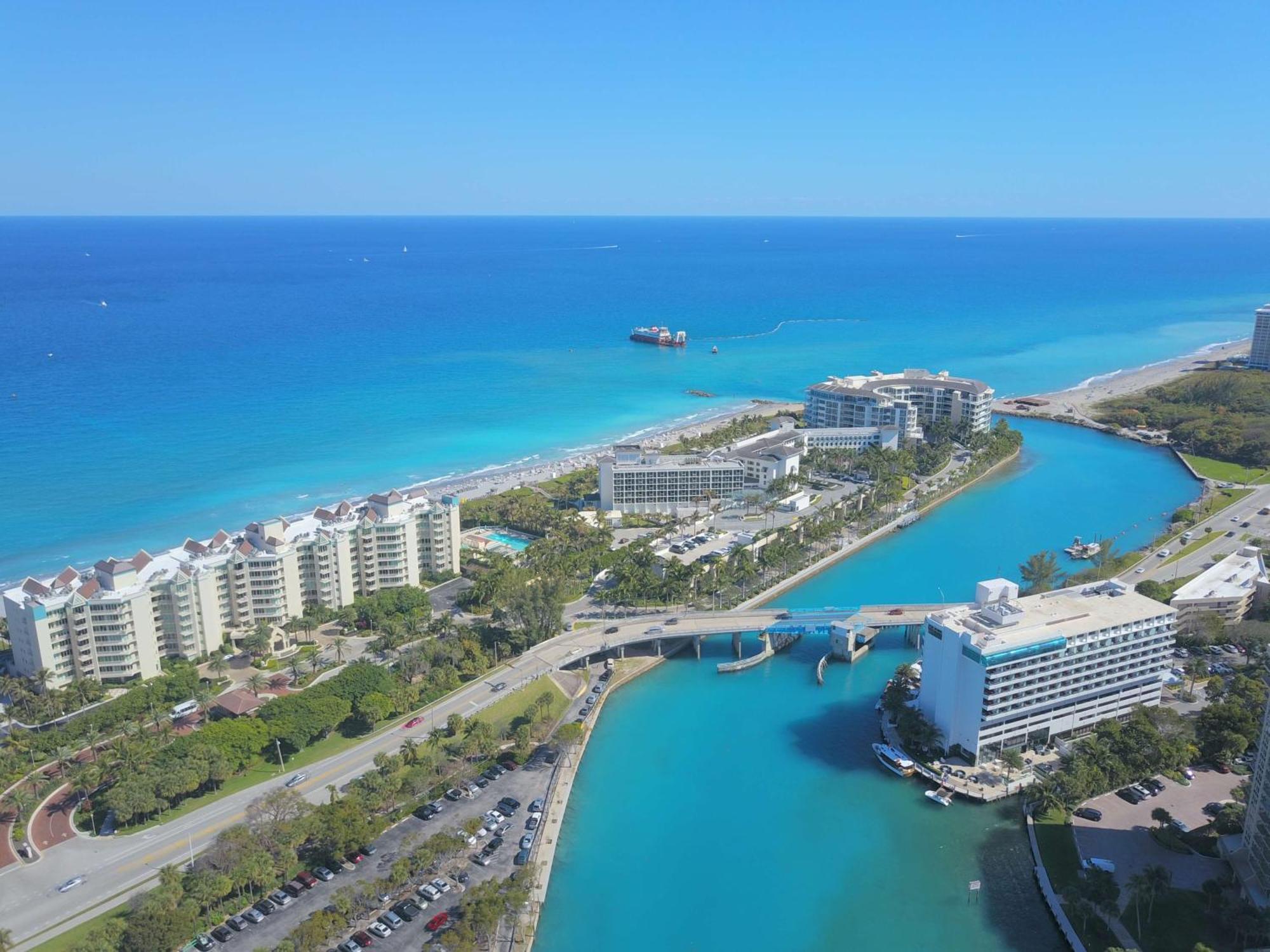 Waterstone Resort & Marina Boca Raton, Curio Collection By Hilton Exterior photo